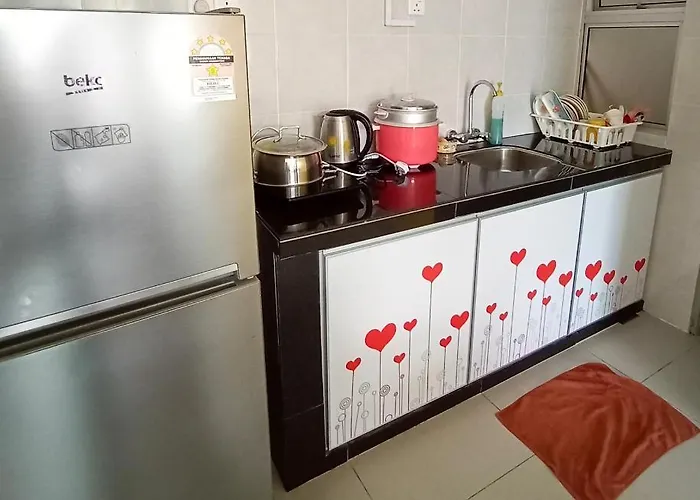 Cameron\'S Square Apartment