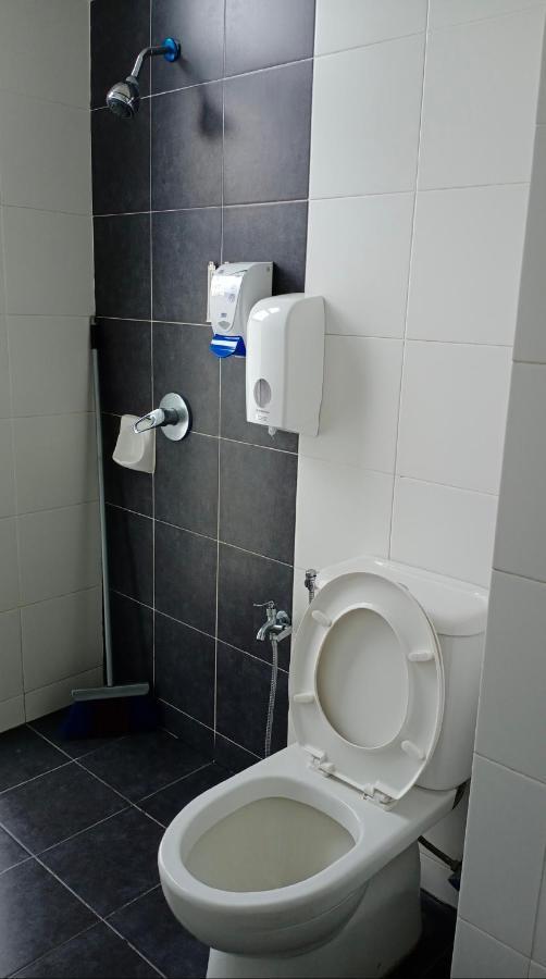 Cameron's Square Apartemen