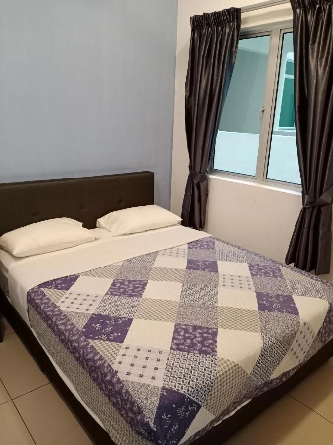 Cameron's Square Apartemen